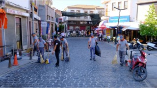 Ayvalık Tarihi Kent Sokaklarında Temizlik