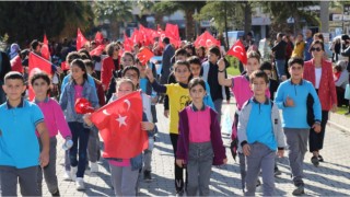Edremit’te 29 Ekim Cumhuriyet Bayramı kutlandı