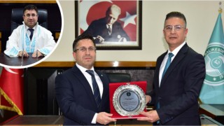 Balıkesir Üniversitesi Rektörü Yücel Oğurlu, Görevine Başladı