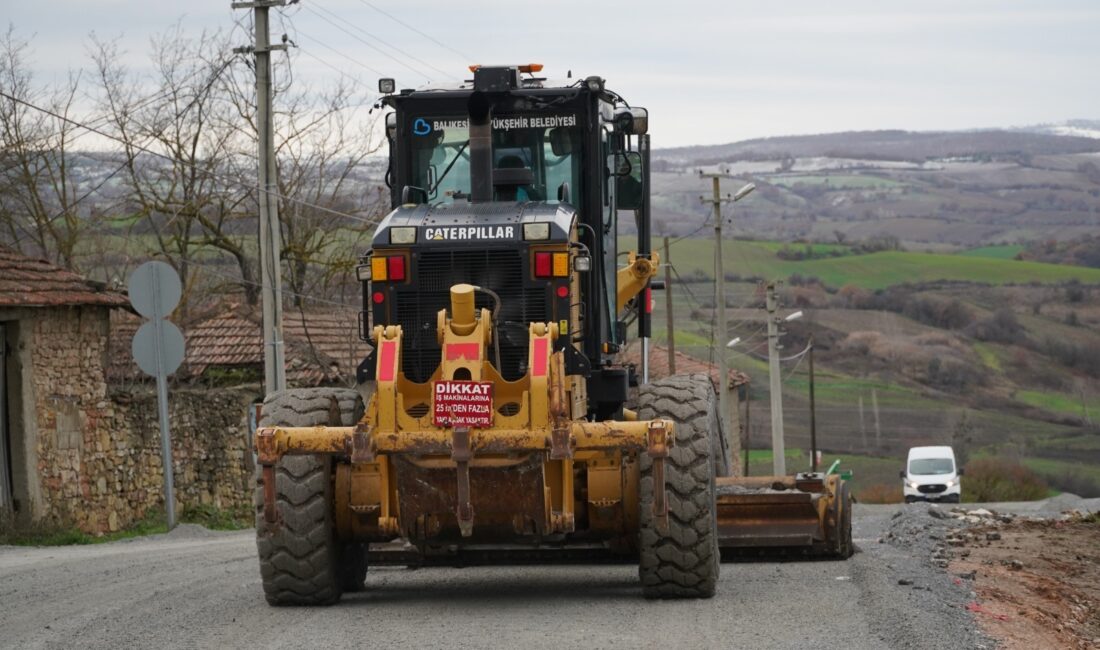 Balıkesir Büyükşehir Belediye Başkanı Ahmet Akın’ın vizyonuyla yenilenen yollar vatandaşlara