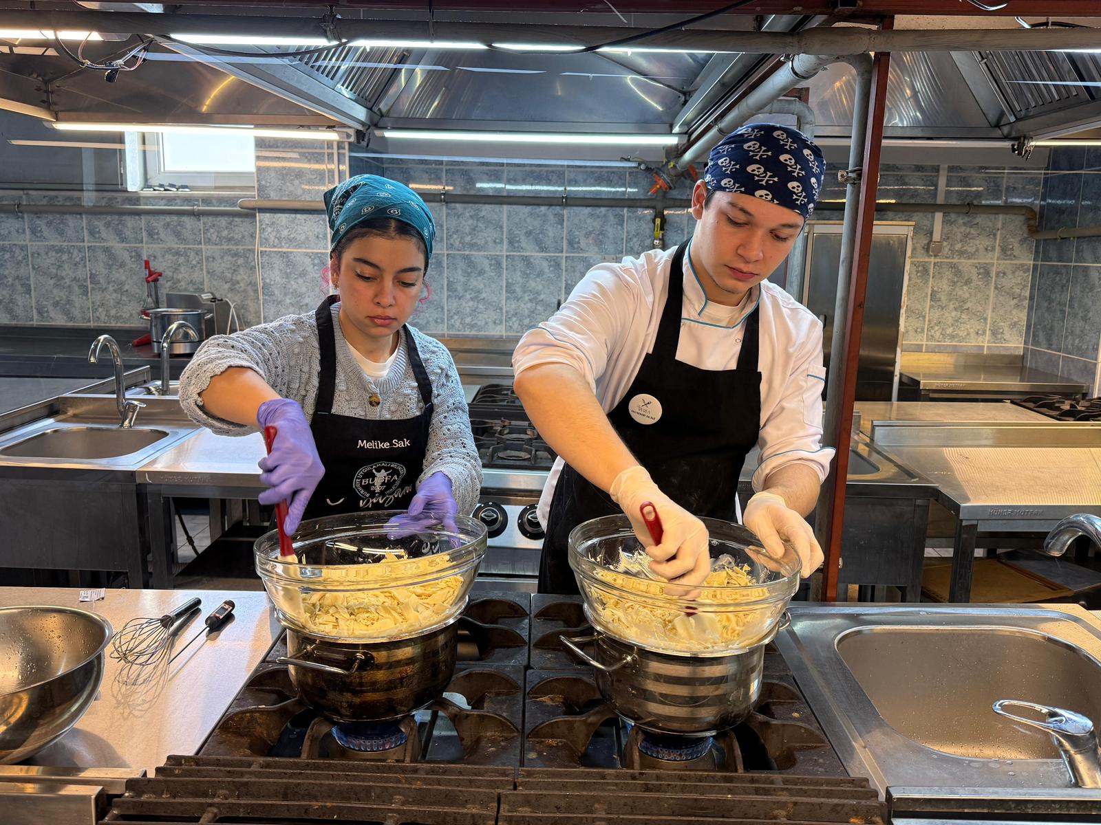 Balıkesir Üniversitesi Burhaniye Uygulamalı Bilimler Fakültesi’nde gastronomi öğrencilerine yönelik düzenlenen