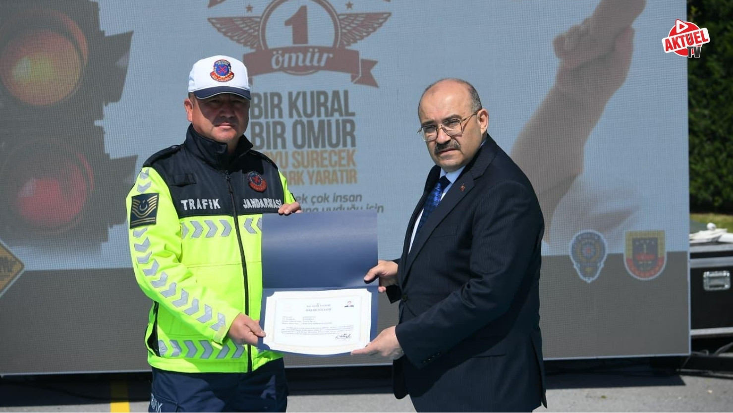 Bigadiç’te görev yapan Jandarma Astsubay Kıdemli Başçavuş Zafer Onay, “Yılın