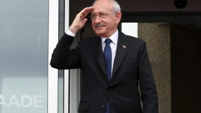 Kemal Kılıçdaroğlu’nun bayramlaşma programında tarih değişikliğine gidildi. 28 Mayıs’ta yapılması