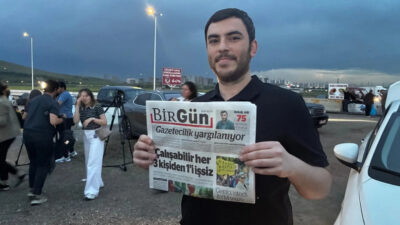 “Halkı yanıltıcı bilgiyi alenen yayma” suçlamasıyla tutuklu yargılanan gazeteci İsmail