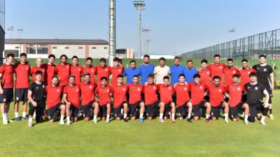 Balıkesirspor, 2026-2027 sezonu hazırlıklarına düzenlenen törenle başladı. Sezon açılışına katılan