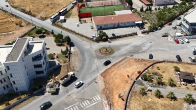 Yeni akıllı kavşağın hizmete girmesiyle birlikte bölgede yaşanan trafik yoğunluğunun